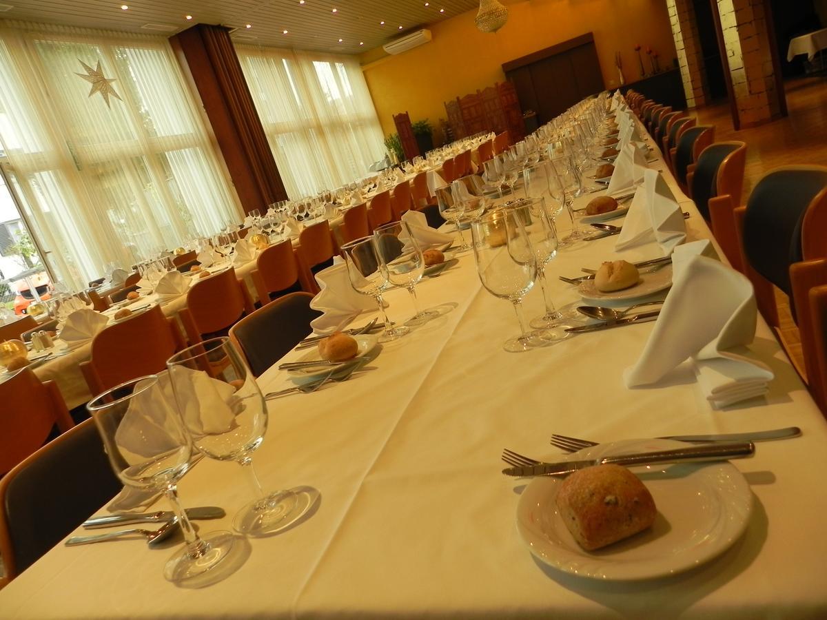 Zys Hotel Веттинген Экстерьер фото