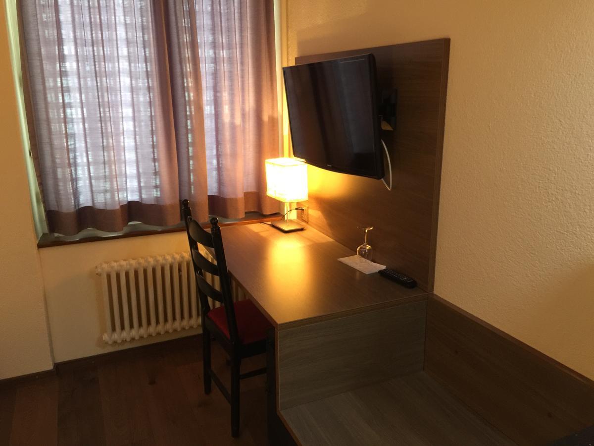 Zys Hotel Веттинген Экстерьер фото